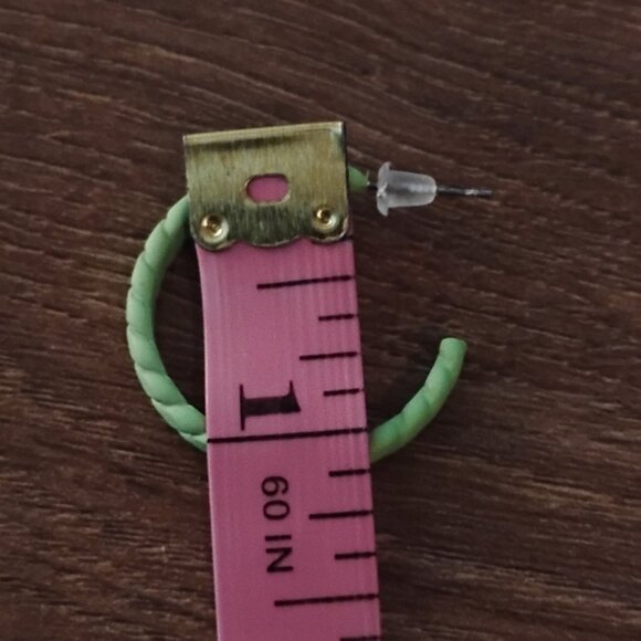 pale green earrings textured hoops - Picture 3 of 3